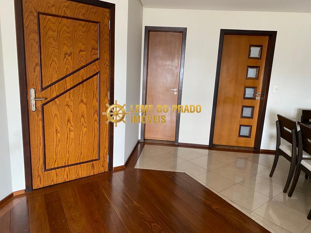 Apartamento para alugar com 3 quartos, 144m² - Foto 7