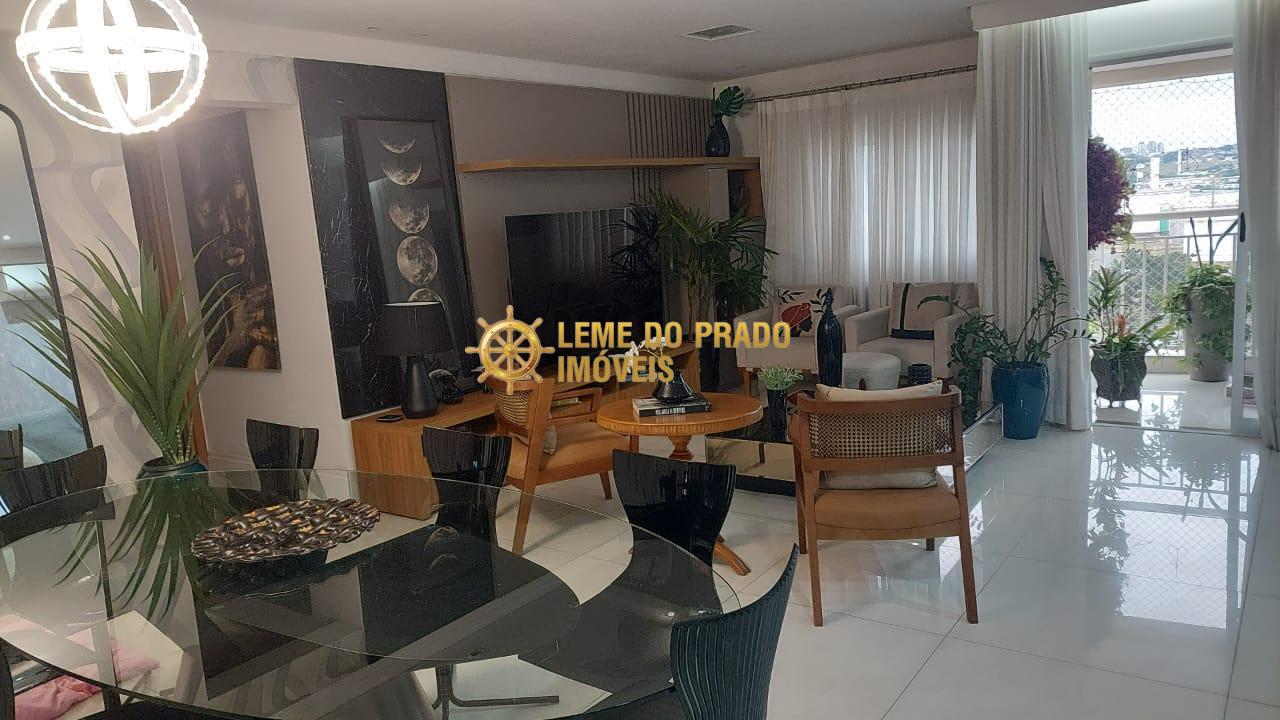 Apartamento à venda com 3 quartos, 140m² - Foto 1