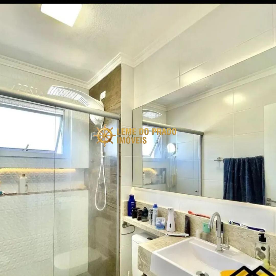 Apartamento à venda com 2 quartos, 70m² - Foto 11