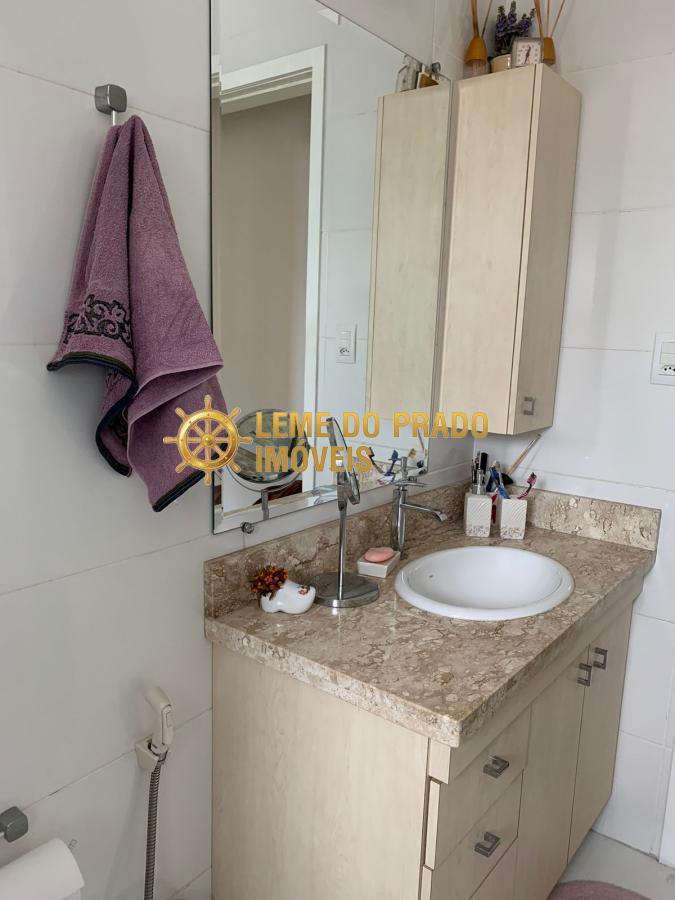 Apartamento à venda com 2 quartos, 66m² - Foto 13