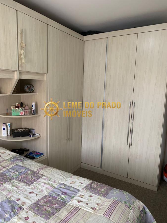 Apartamento à venda com 2 quartos, 66m² - Foto 12