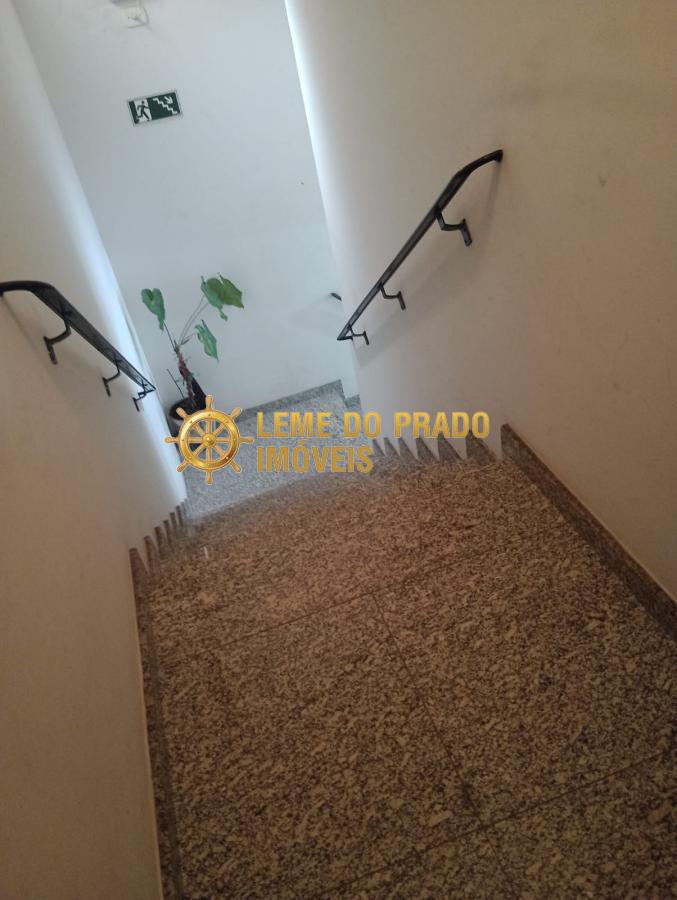 Apartamento para alugar com 2 quartos, 90m² - Foto 2