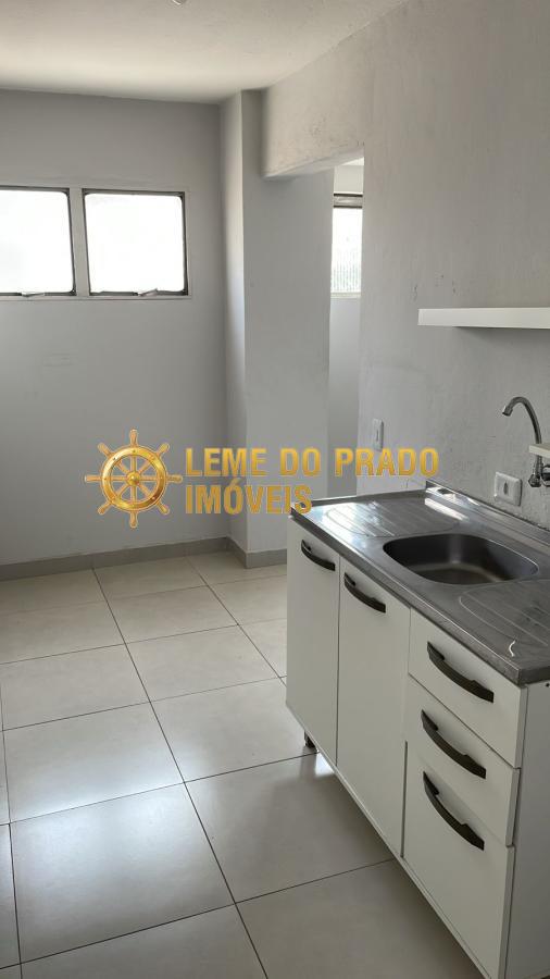 Apartamento para alugar com 1 quarto, 49m² - Foto 4