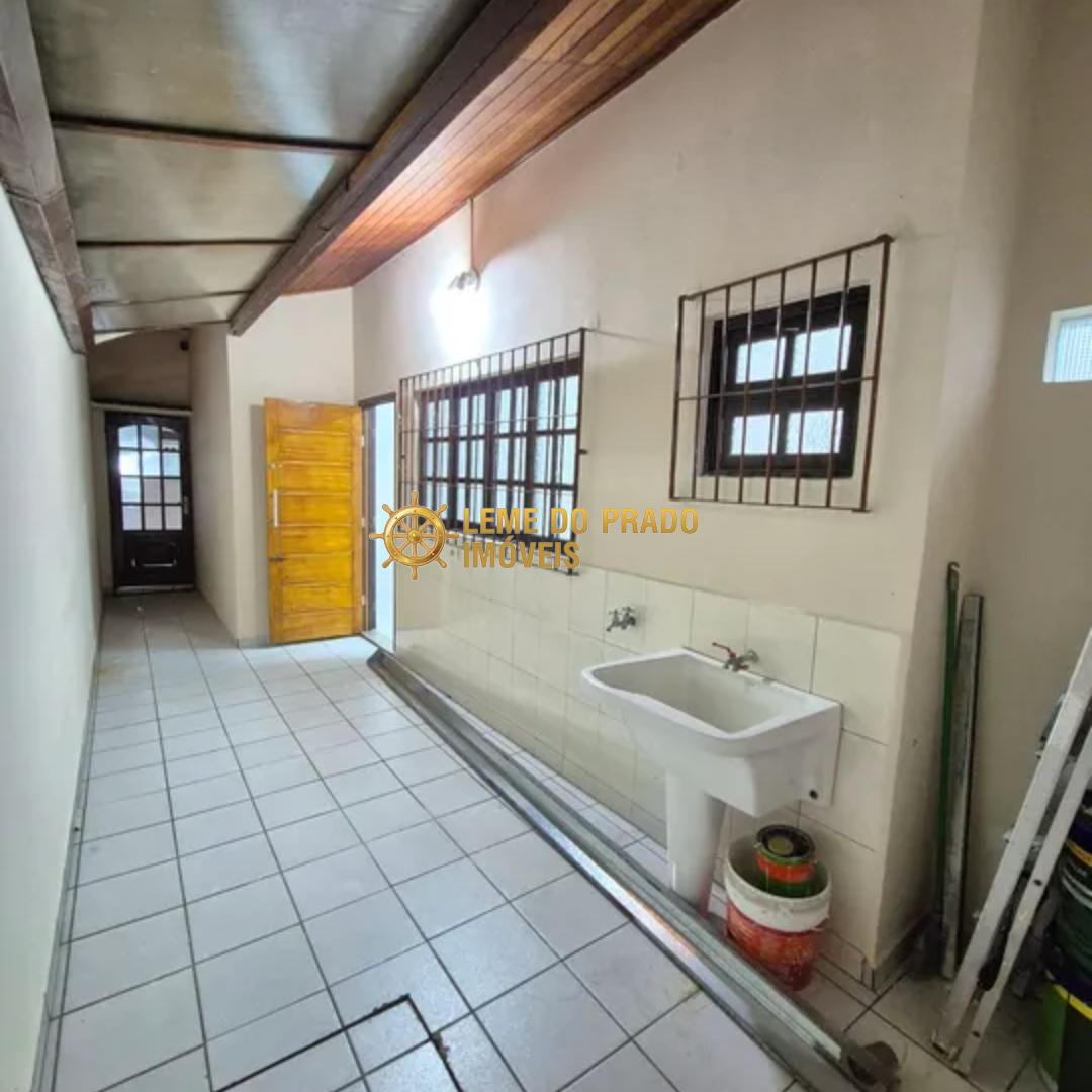 Casa à venda com 2 quartos, 94m² - Foto 13