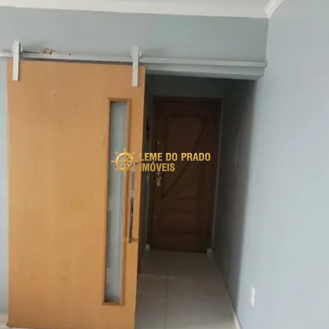 Apartamento à venda com 2 quartos, 70m² - Foto 12