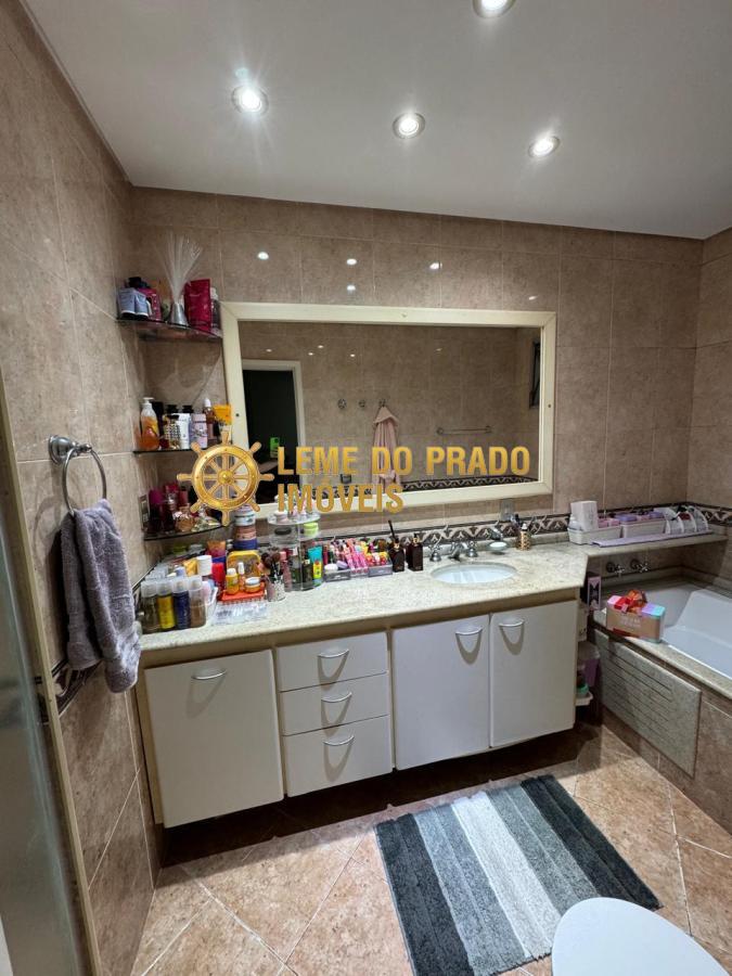 Apartamento à venda com 4 quartos, 180m² - Foto 8