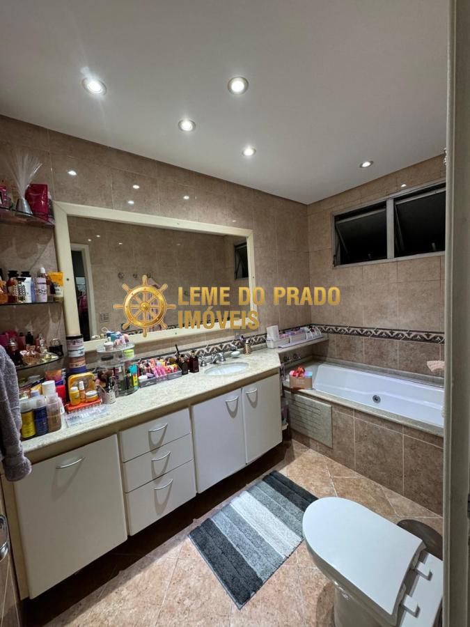 Apartamento à venda com 4 quartos, 180m² - Foto 9