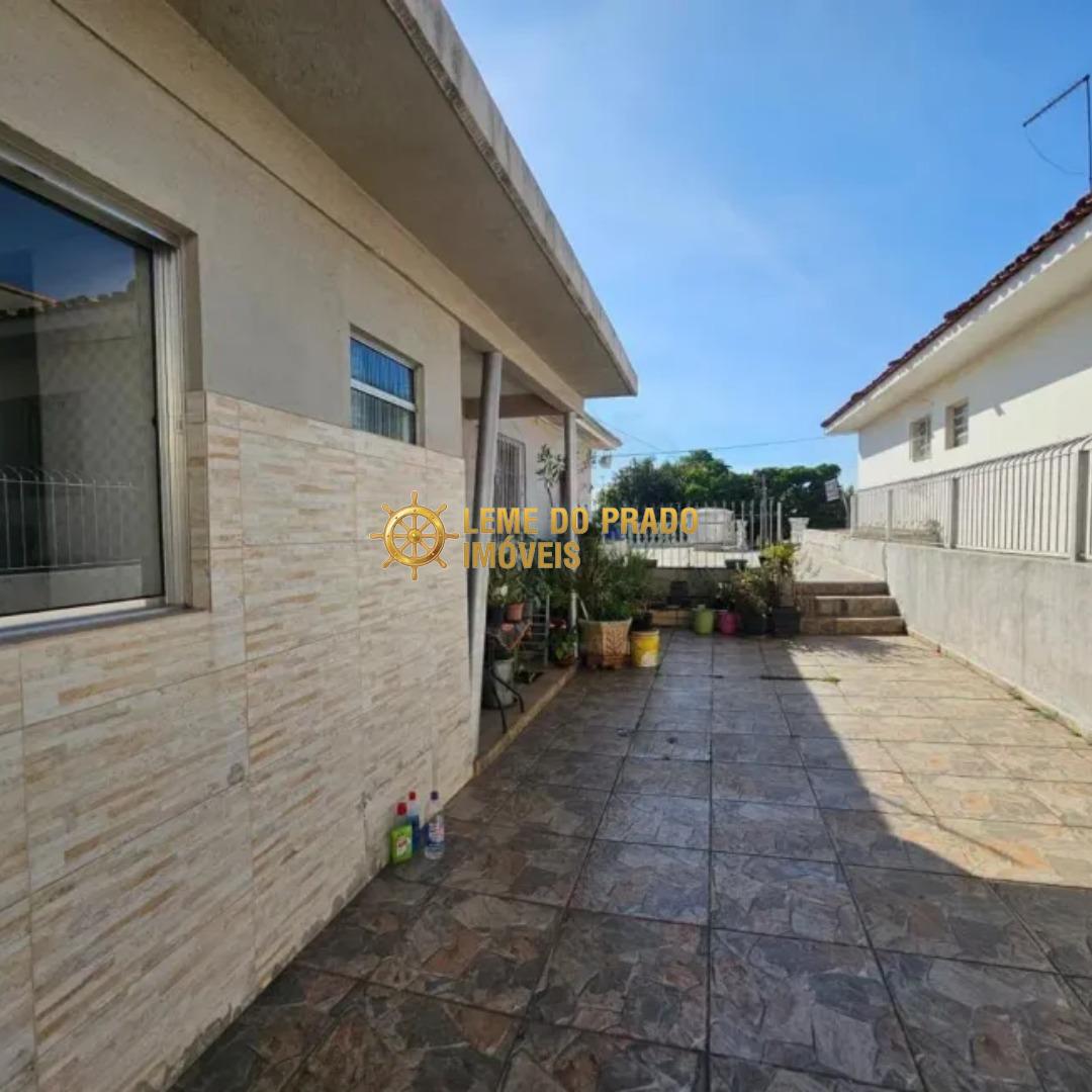 Casa para alugar com 2 quartos, 80m² - Foto 5