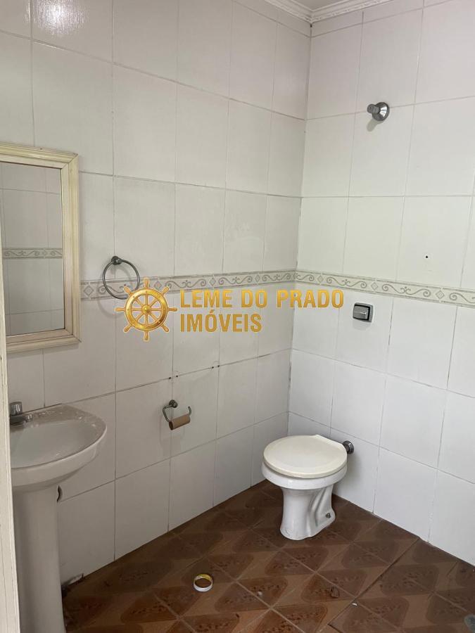 Casa para alugar com 2 quartos, 239m² - Foto 13