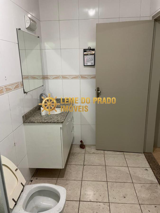 Casa para alugar com 2 quartos, 239m² - Foto 19