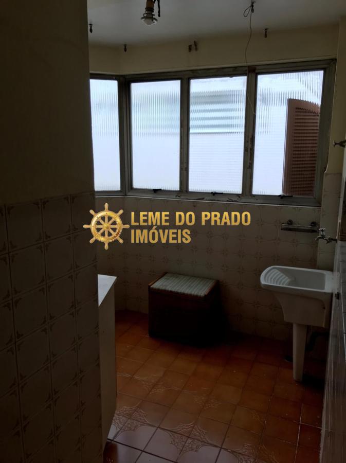 Apartamento para alugar com 3 quartos, 120m² - Foto 14