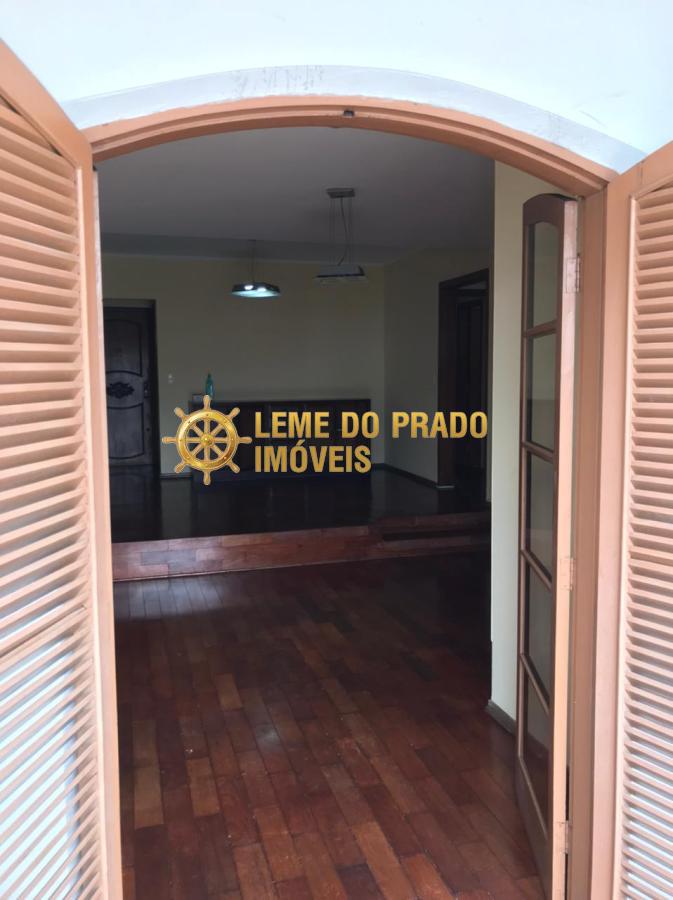 Apartamento para alugar com 3 quartos, 120m² - Foto 16