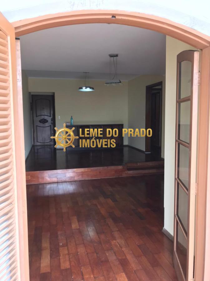 Apartamento para alugar com 3 quartos, 120m² - Foto 19