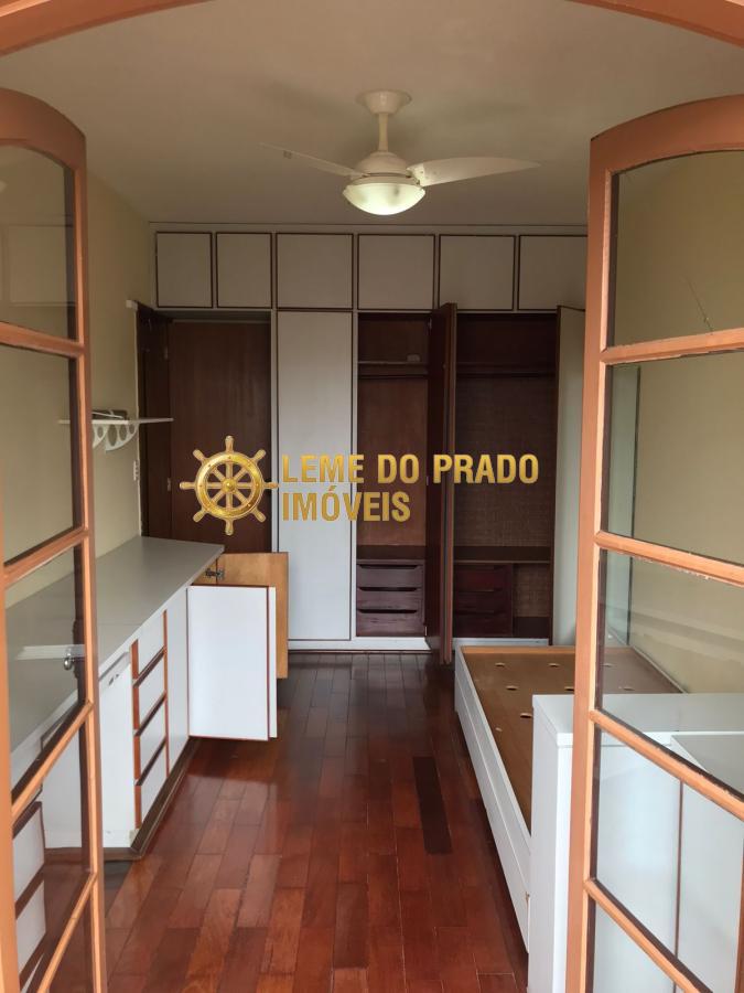 Apartamento para alugar com 3 quartos, 120m² - Foto 28