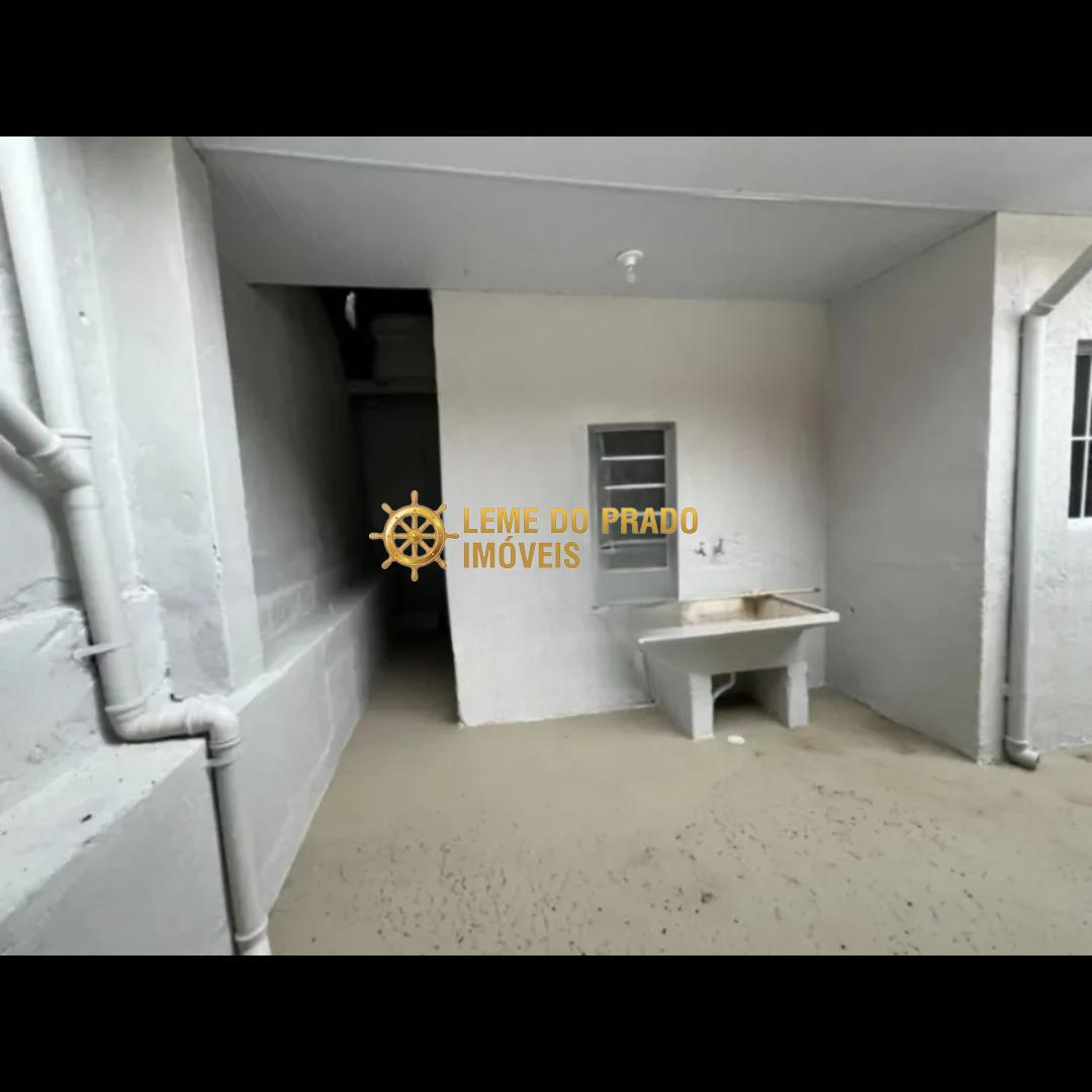 Casa para alugar com 2 quartos, 125m² - Foto 14