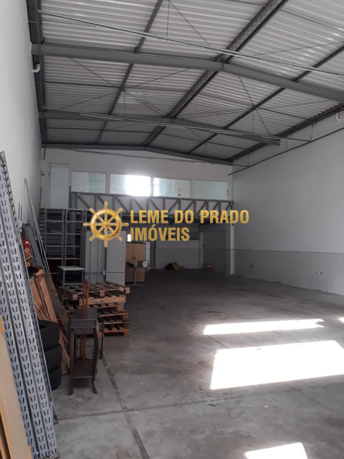 Depósito-Galpão-Armazém para alugar, 300m² - Foto 2