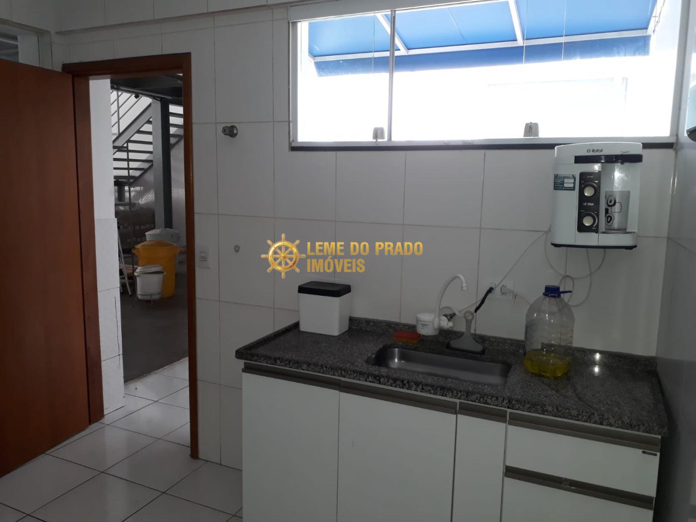 Depósito-Galpão-Armazém para alugar, 300m² - Foto 4