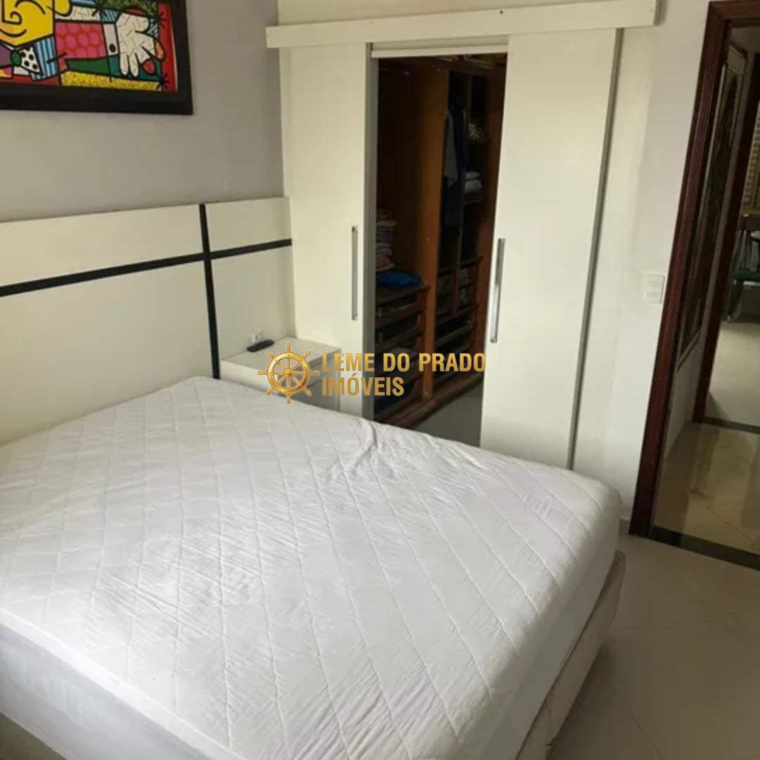 Apartamento à venda com 2 quartos, 70m² - Foto 4