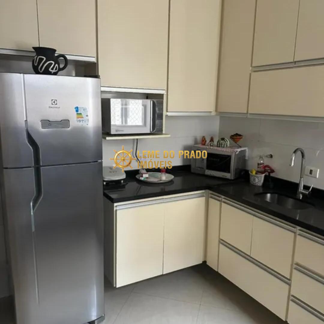 Apartamento à venda com 2 quartos, 70m² - Foto 12