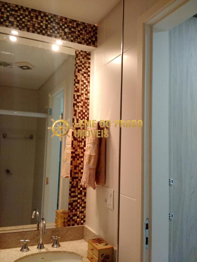 Apartamento à venda com 2 quartos, 65m² - Foto 4