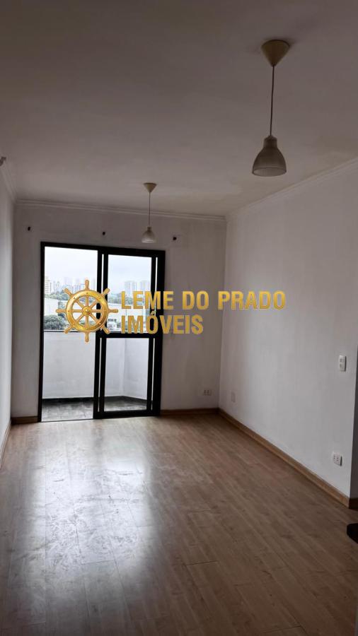 Apartamento para alugar com 2 quartos, 65m² - Foto 3