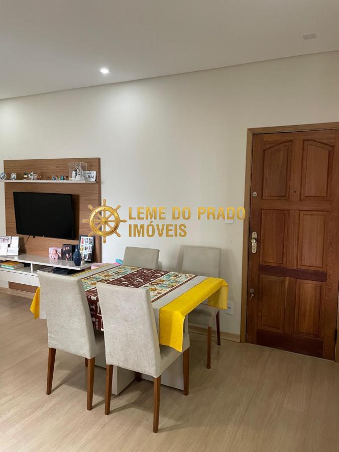 Apartamento à venda com 2 quartos, 73m² - Foto 2