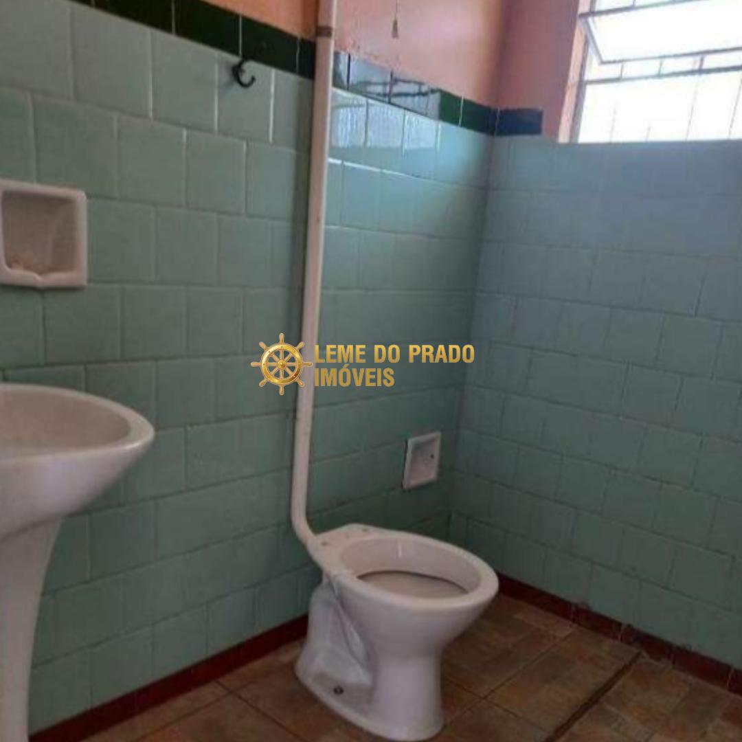 Casa para alugar com 2 quartos, 100m² - Foto 15