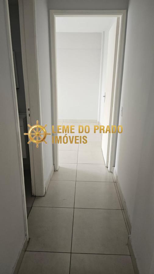 Apartamento para alugar com 1 quarto, 55m² - Foto 4