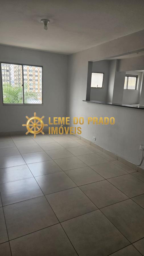 Apartamento para alugar com 1 quarto, 55m² - Foto 1