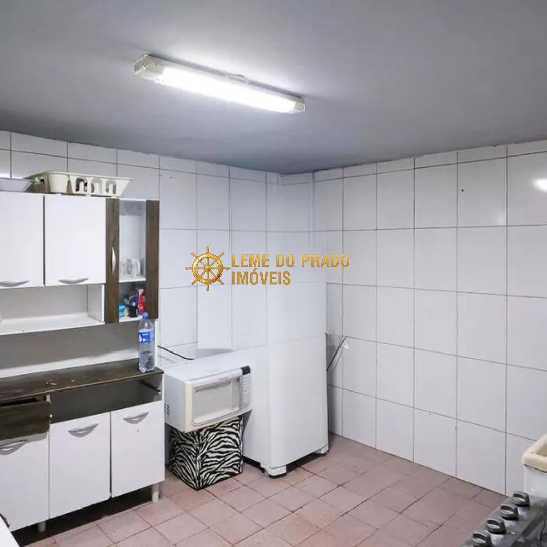 Casa à venda com 5 quartos, 237m² - Foto 16