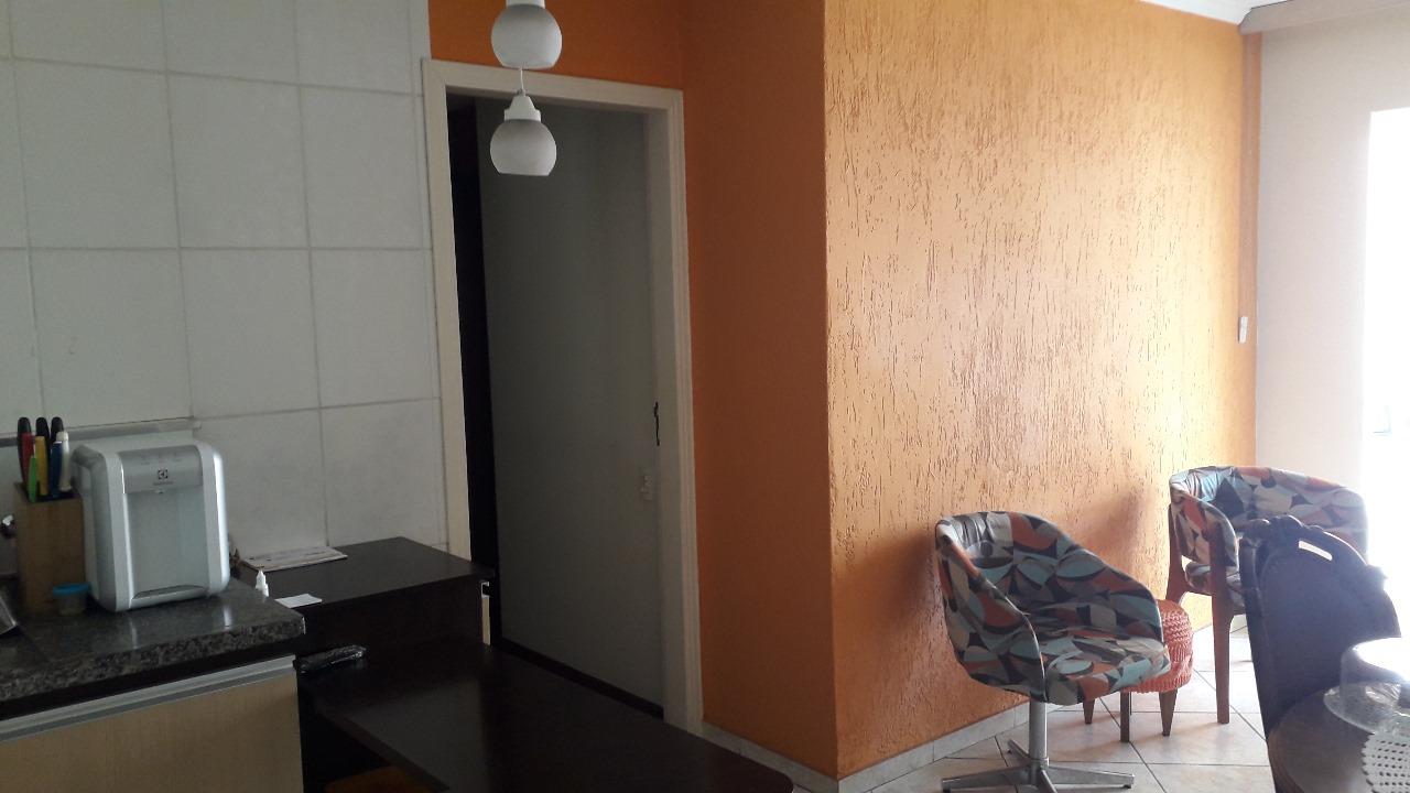 Apartamento à venda com 3 quartos, 63m² - Foto 3