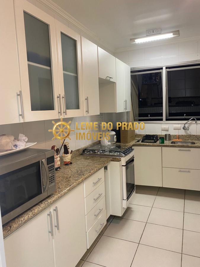 Apartamento à venda com 3 quartos, 140m² - Foto 5