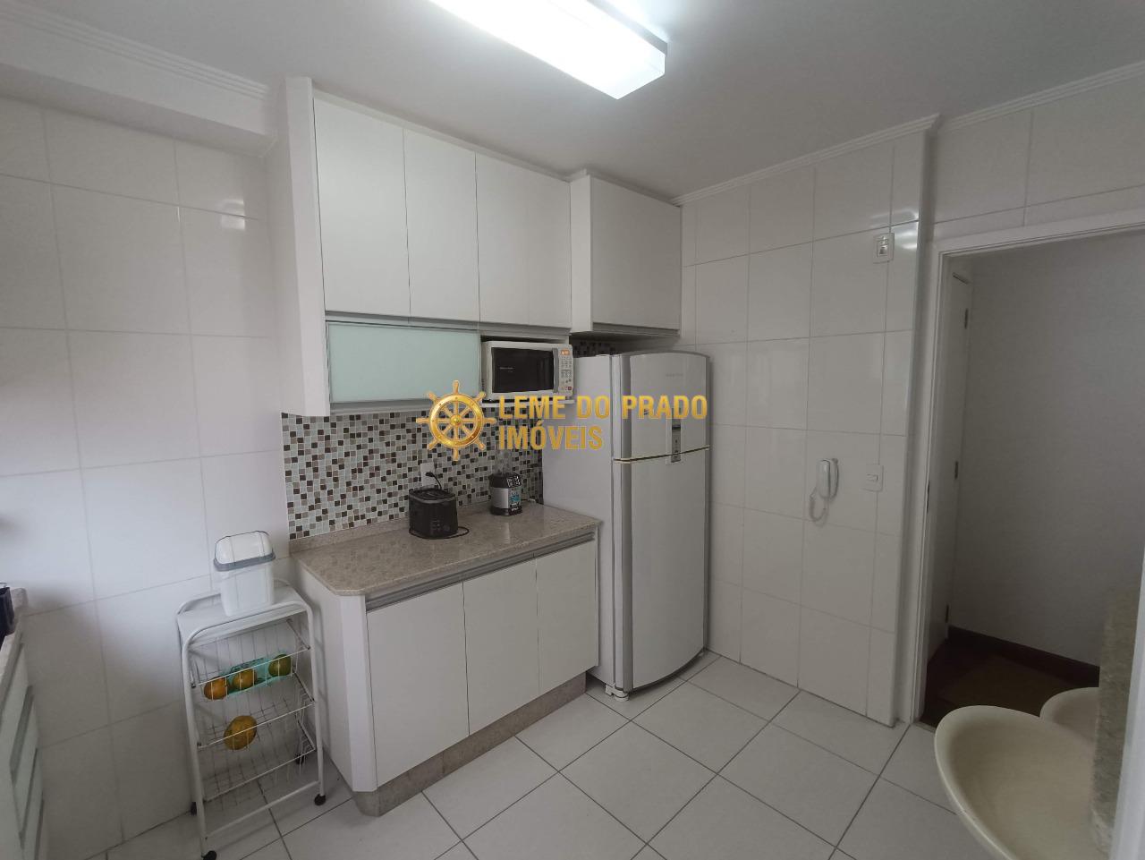 Apartamento à venda com 3 quartos, 87m² - Foto 1