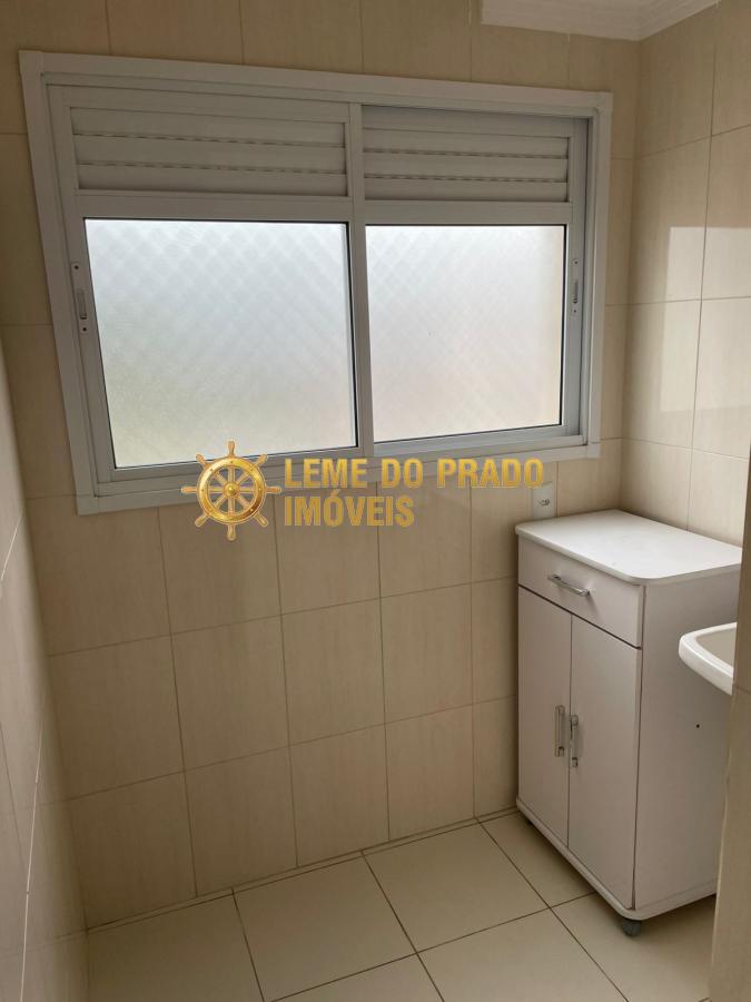 Apartamento para alugar com 2 quartos, 60m² - Foto 9