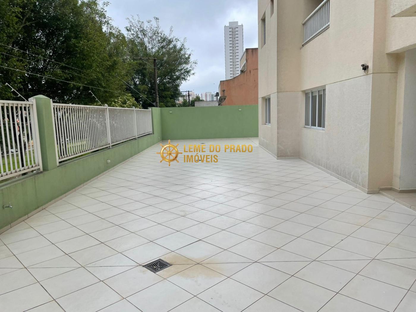 Apartamento para alugar com 2 quartos, 60m² - Foto 27