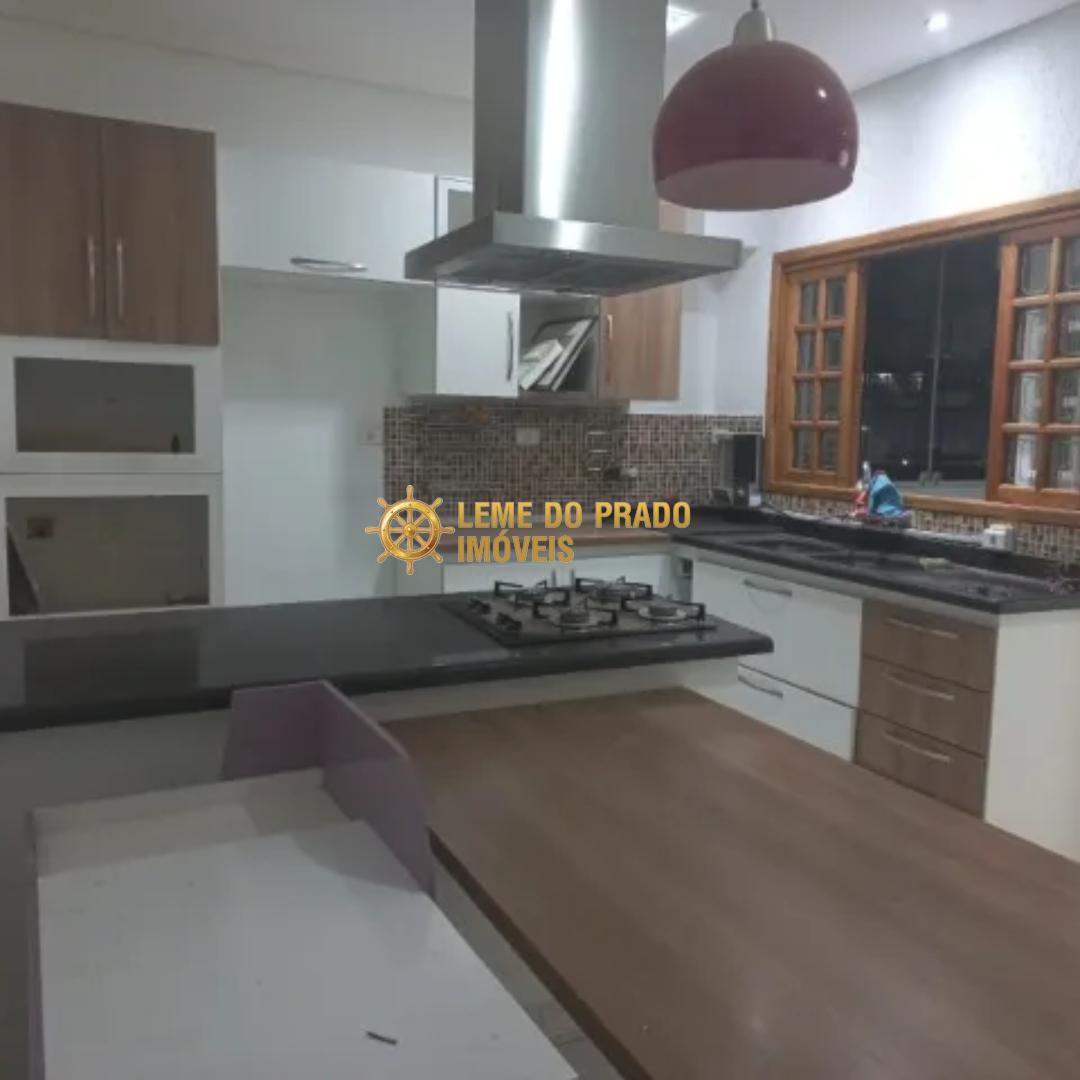 Apartamento à venda com 3 quartos, 172m² - Foto 1