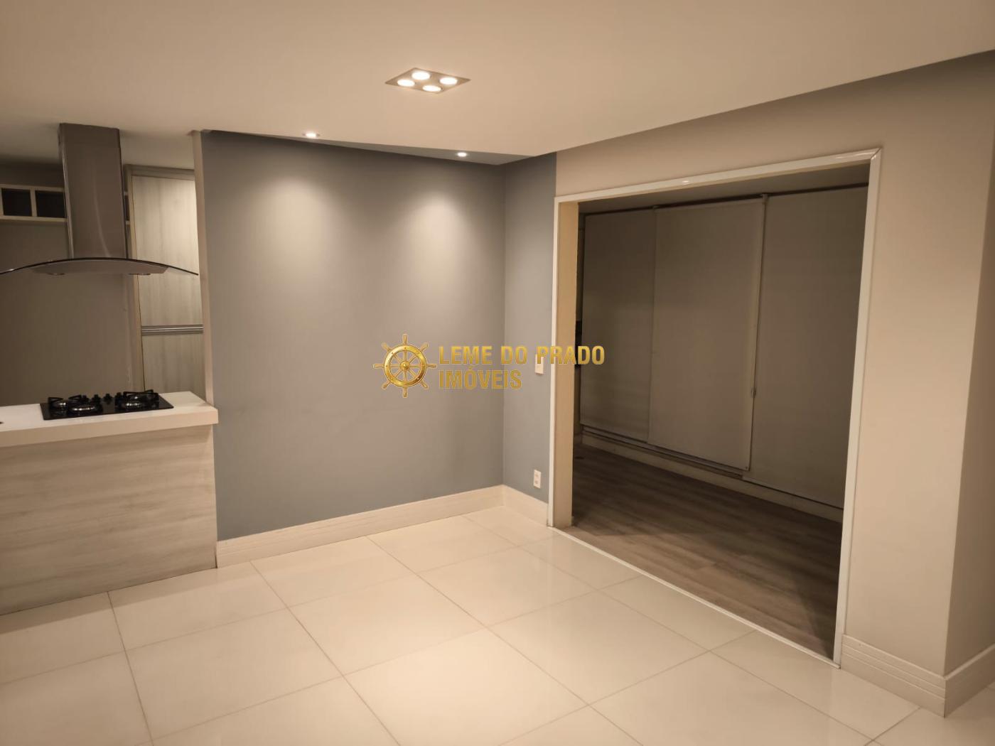 Apartamento para alugar com 3 quartos, 84m² - Foto 5