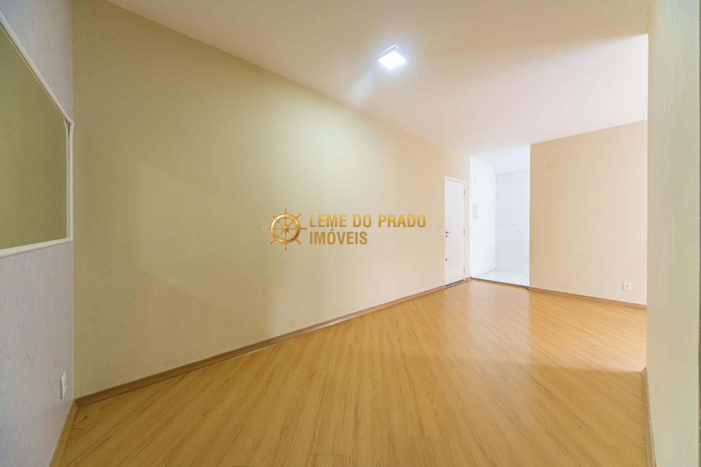 Apartamento para alugar com 3 quartos, 71m² - Foto 4