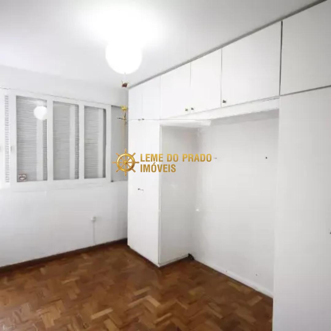 Apartamento à venda com 2 quartos, 70m² - Foto 3