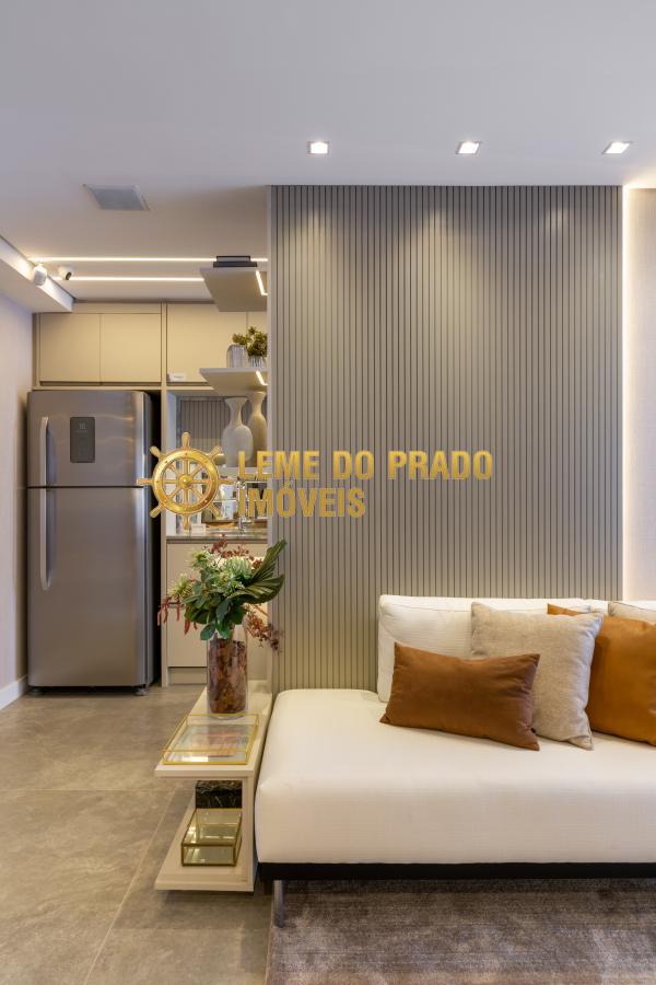 Apartamento à venda com 2 quartos, 75m² - Foto 4