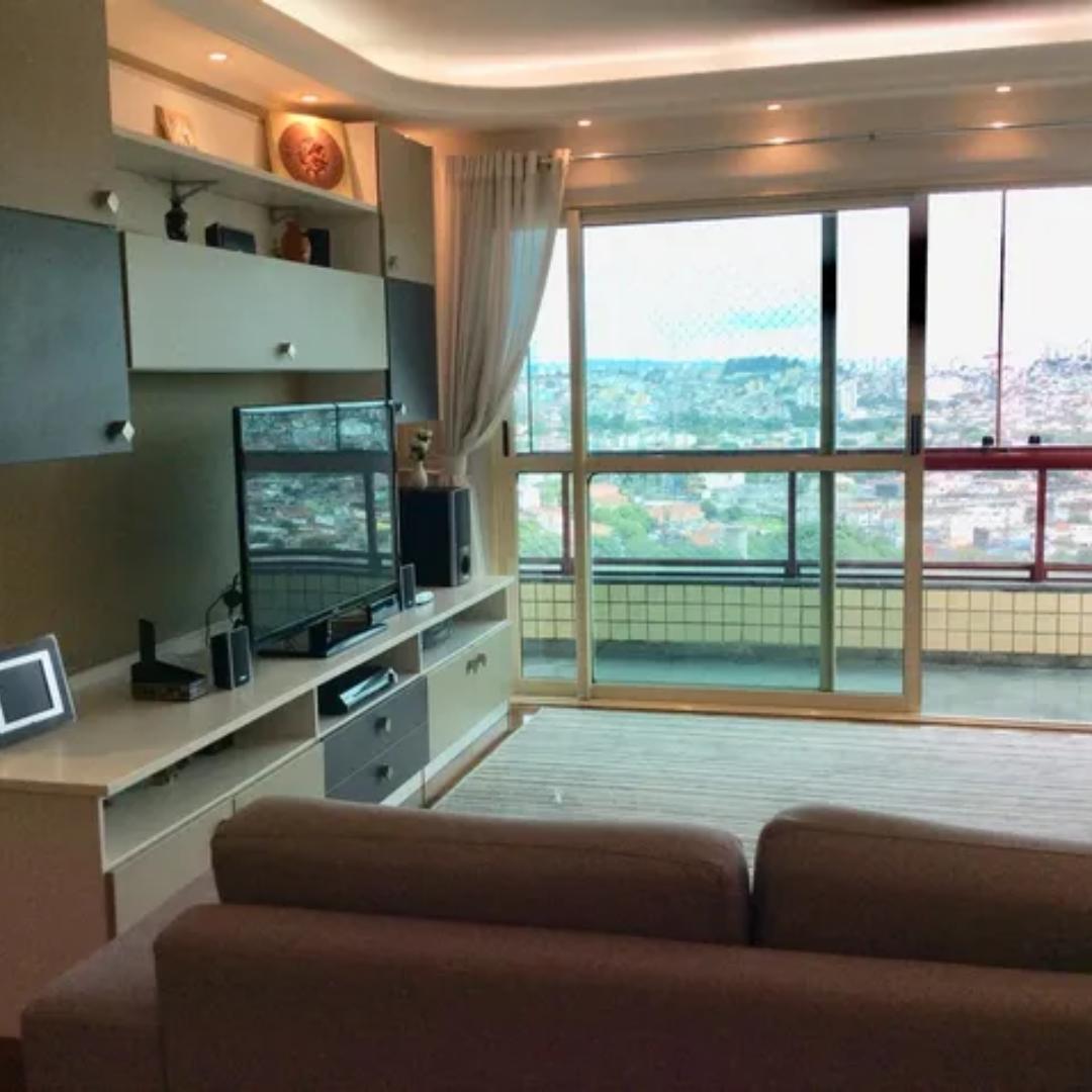 Apartamento à venda com 4 quartos, 186m² - Foto 2