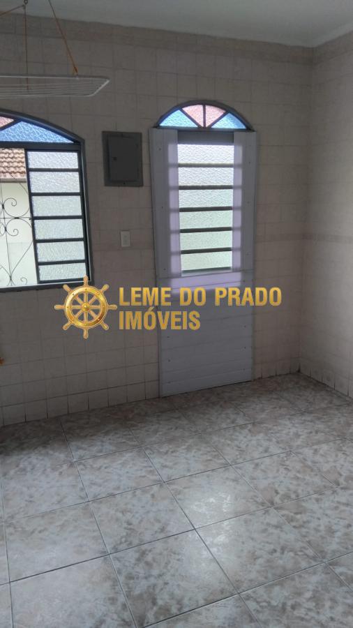 Casa para alugar com 2 quartos, 160m² - Foto 15