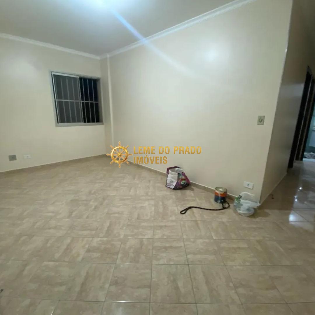 Apartamento à venda com 2 quartos, 64m² - Foto 2