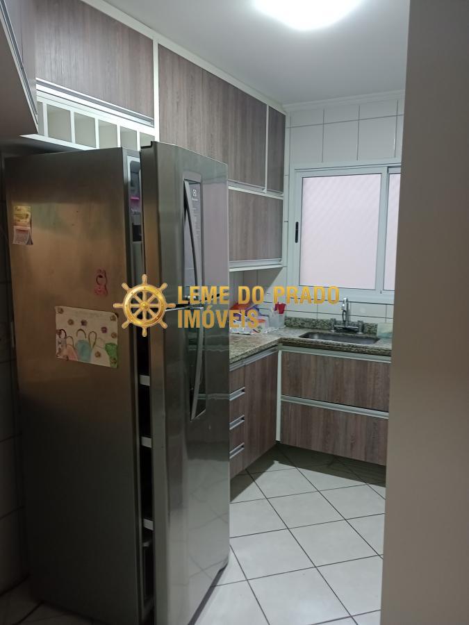 Apartamento à venda com 2 quartos, 69m² - Foto 17