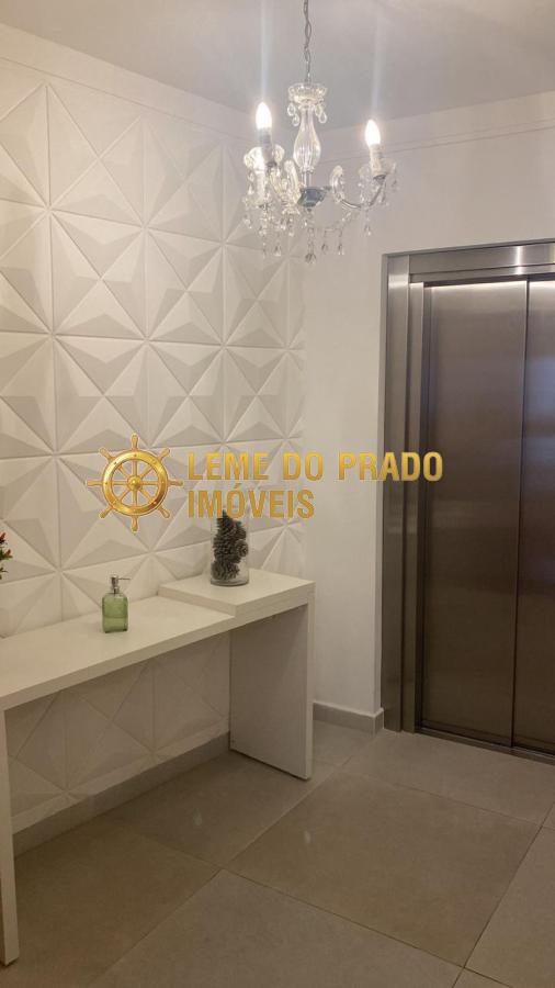 Apartamento à venda com 3 quartos, 144m² - Foto 2