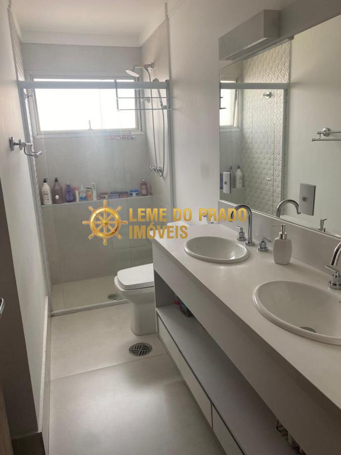 Apartamento à venda com 3 quartos, 144m² - Foto 12