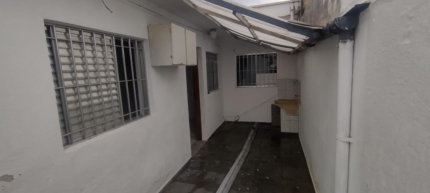 Terreno à venda com 2 quartos, 180m² - Foto 6