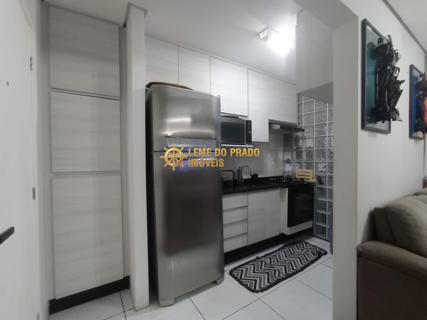 Apartamento à venda com 2 quartos, 53m² - Foto 2