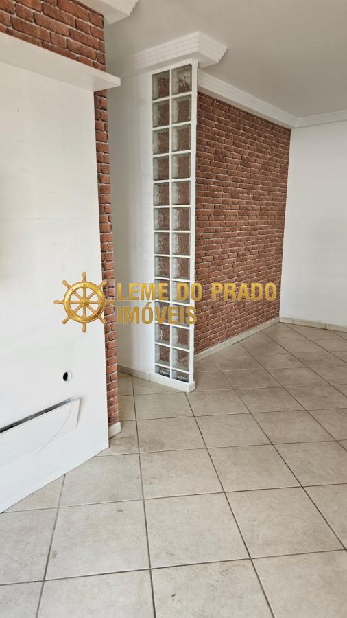 Apartamento para alugar com 2 quartos, 80m² - Foto 2