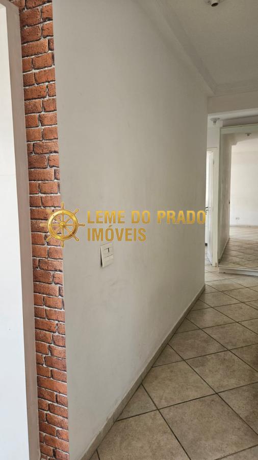 Apartamento para alugar com 2 quartos, 80m² - Foto 3